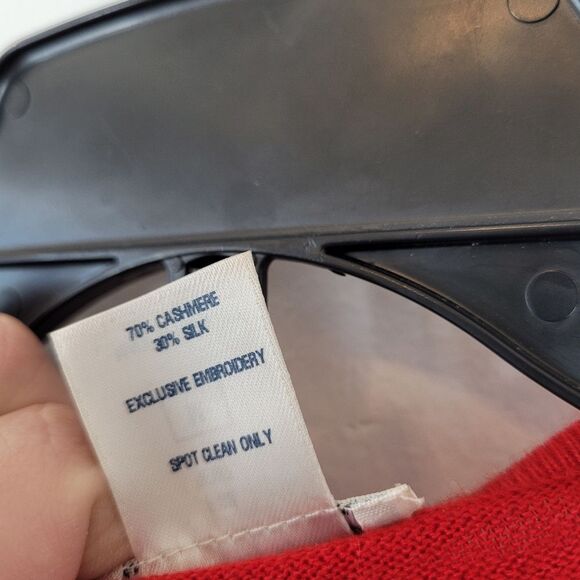 Oscar De La Renta Cardigan Sweater Set Cashmere Silk Red Black Floral Sequin - Picture 13 of 13